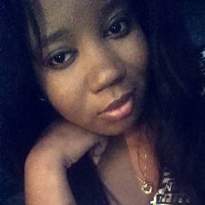 Meet your Posher, Desiree