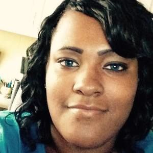 Meet your Posher, Moneke