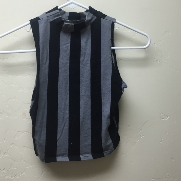 Boss crop top from WetSeal - Picture 2 of 3