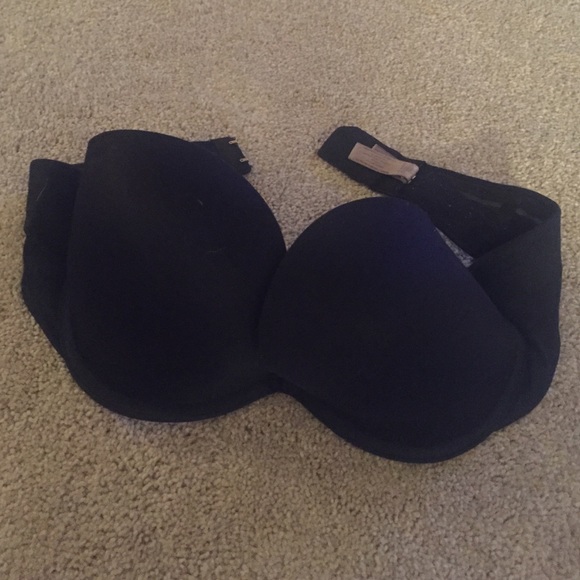 Victoria's Secret black strapless bra - Picture 1 of 3