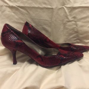 Black & Red Snake Skin Nine West Heels