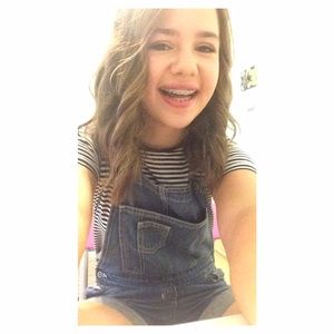 Meet your Posher, Kayla