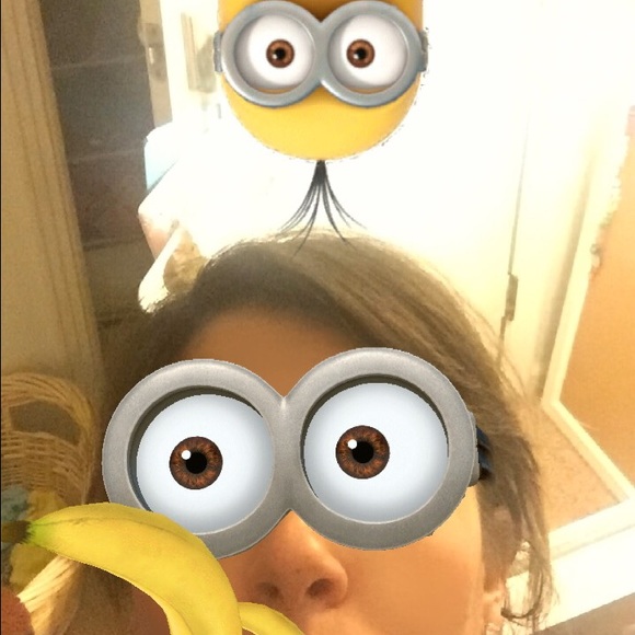 Meet your Posher, Alissa - Picture 2 of 2