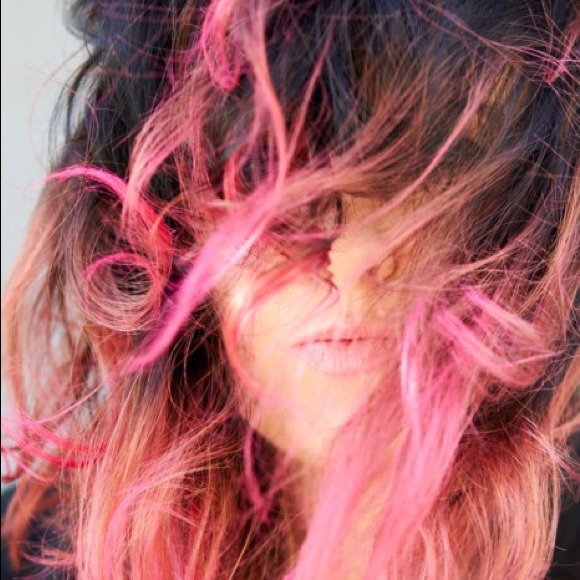 Meet your posher, Heather! - Picture 3 of 4