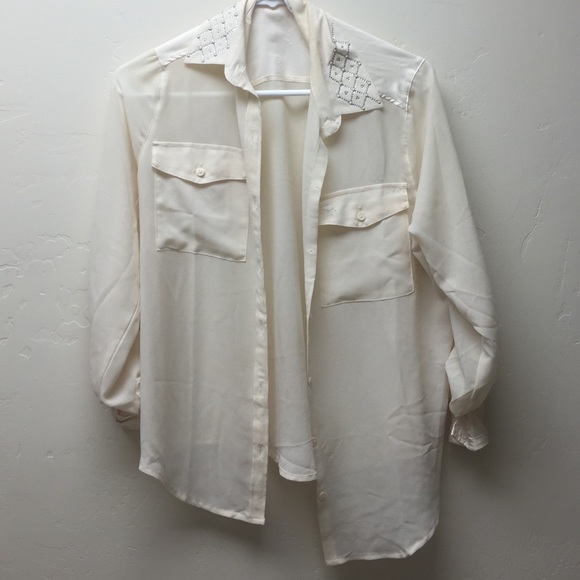 Abercrombie & Fitch cream button up - Picture 1 of 2