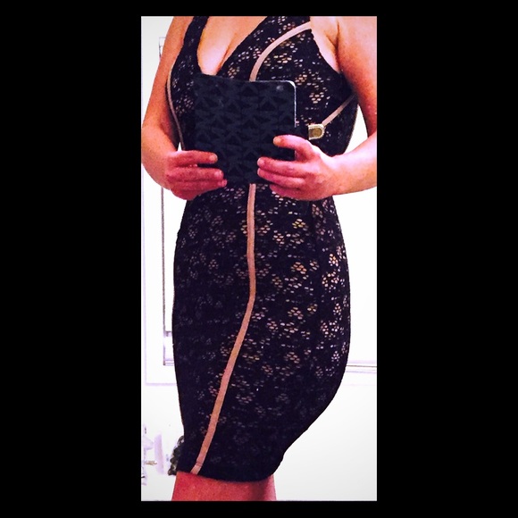 Cream & black lace backless mini!