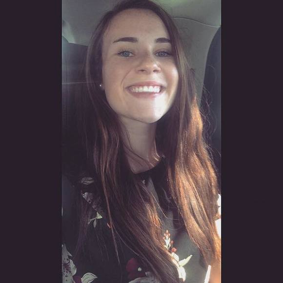 Meet your Posher, Cristen