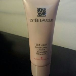 Estee Lauder Soft Clean Cleanser