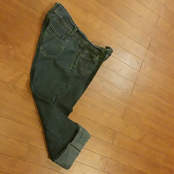 Capri Jean's