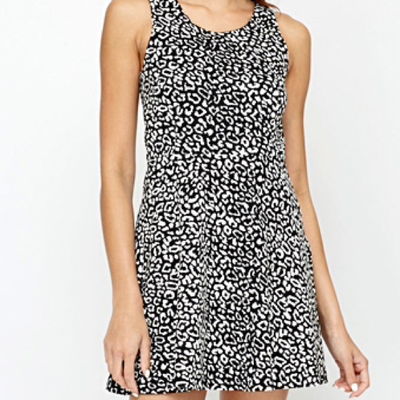 Black-and-white cheetah print dress