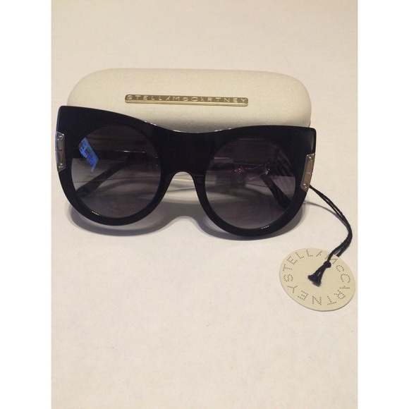 SALE!!  Stella McCartney sunglasses. - Picture 3 of 4