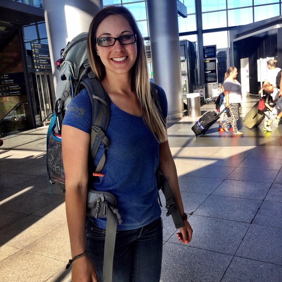 Meet your Posher, Megan - Picture 4 of 4