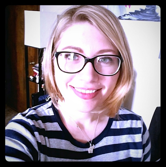 Meet your Posher, Jewlina - Picture 2 of 2