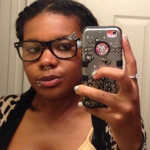 Meet your Posher, Sheerisade