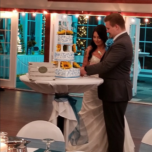 Meet your Posher, Mikayla😊 - Picture 2 of 3