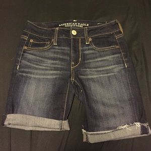 American Eagle Bermuda Shorts