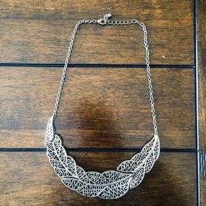 • leaf statement necklace •