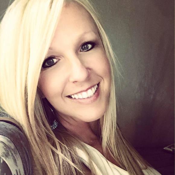 Meet your Posher, Sharon