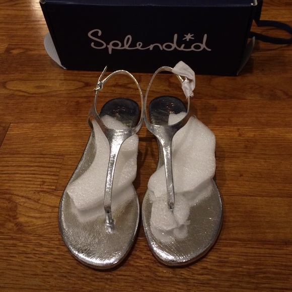 Metallic silver flat sandals