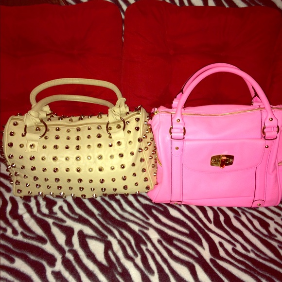 Bundle sale! PINK SOLD so comes with music wallet