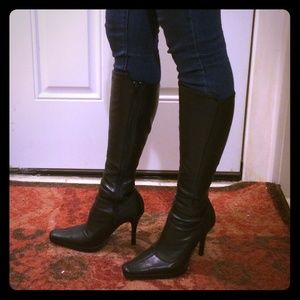 Gently used Nine West heel boots