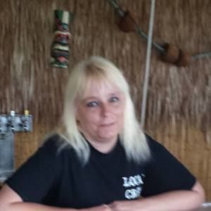 Meet your Posher, Denise