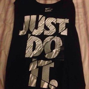 Xxl Nike women's shirt