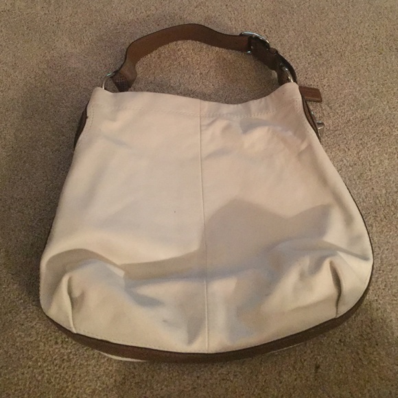 COACH signature bag! White soft leather - Picture 1 of 3