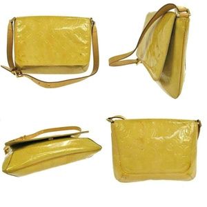 LOUIS VUITTON VERNIS THOMPSON ST SHOULDER BAG