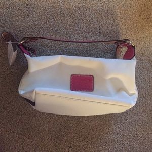 Coach!! White soft cloth small purse.