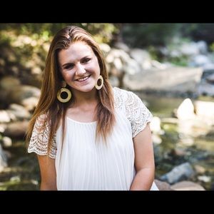 Meet your Posher, Carly