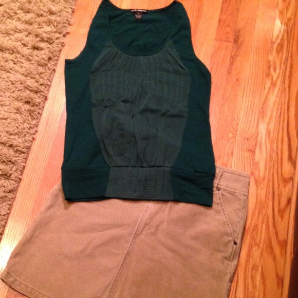 Adorable green tank/blouse