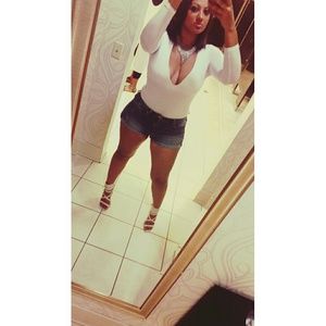 Meet your Posher, Leanna