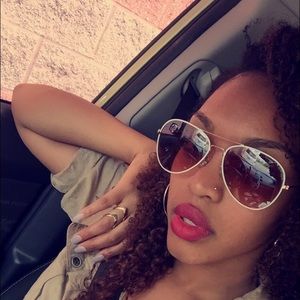 Meet your Posher, Jessica