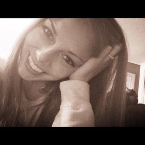 Meet your Posher, Brianne