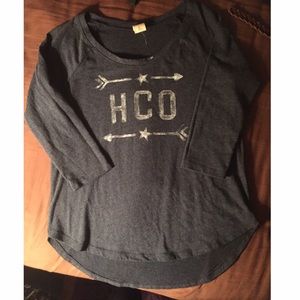 3/4 sleeve hollister shirt
