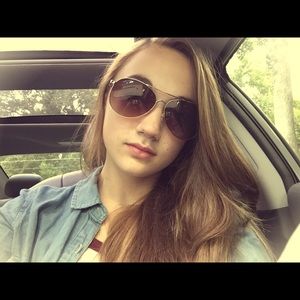 Meet your Posher, Mallory