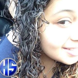 Meet your Posher, Elly