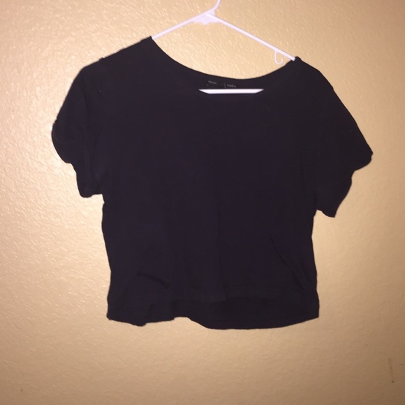 Black crop top