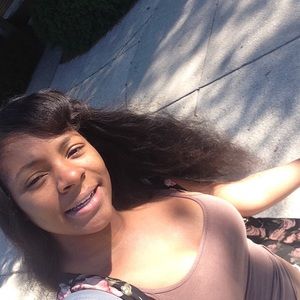 Meet your Posher, Helen