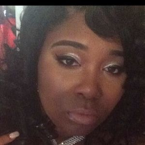 Meet your Posher, Sheena