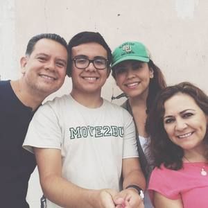 Meet your Posher, Daniela