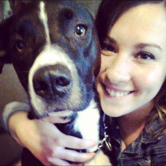 Meet your Posher, Emily - Picture 1 of 1