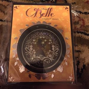 🌹🌹Disney's Belle Compact Mirror🌹🌹