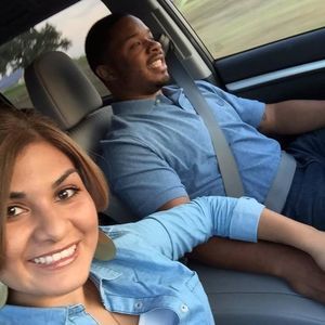 Meet your Posher, Donna zavala