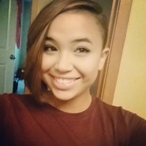 Meet your Posher, Jasmine