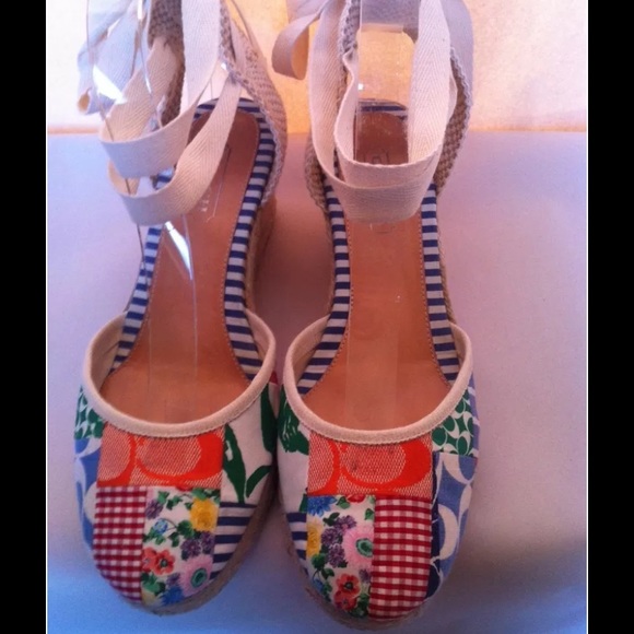 Sold!!!! Coach size 9 Patchwork Espadrilles - Picture 4 of 4