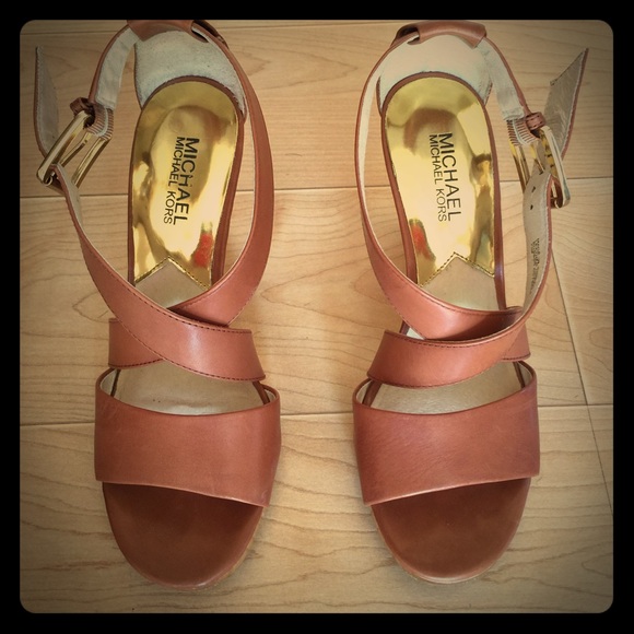 Drop dead gorgeous Michael Kors heels