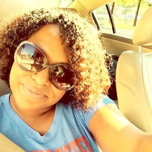 Meet your Posher, Edyne