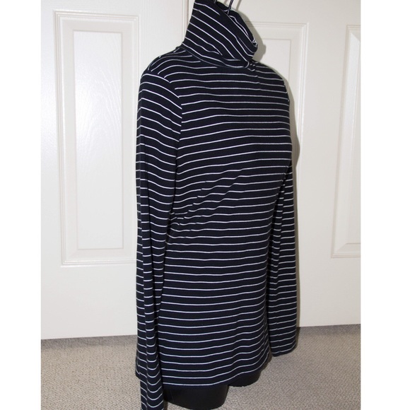 Merona Sweaters - Black and White Striped Stretchy Sweater Turtlenec Merona Sweaters - Black and White Striped Stretchy Sweater Turtlenec